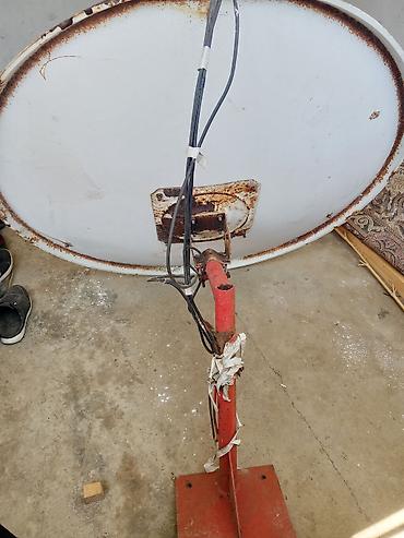 2ci el televizor: Böyük ölçülü peyk antenası və dayağı - Metal parabolik güzgü — 2