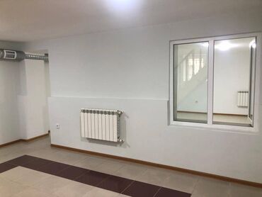 Restoran, kafelər: Gənclik metrosunun yaxınlığında kənarı,sahəsi 125 kv/m olan,obyekt — 10