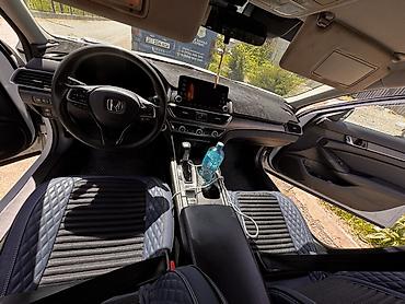 small car: Honda Accord: 2018 г., 1.5 л, Вариатор, Бензин, Седан — 9