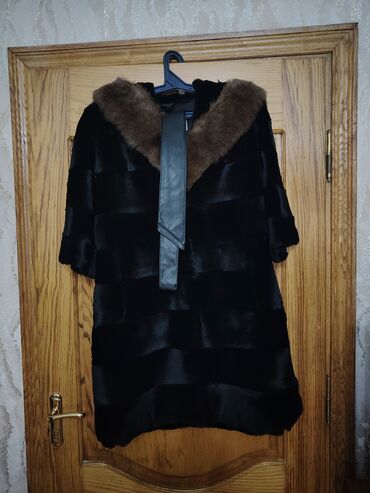 шуба из овчины азербайджан: Шуба, 6XL (EU 52), цвет - Черный