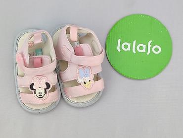 white widow bluza: Buciki niemowlęce, Disney Baby, 19, stan - Bardzo dobry — 2
