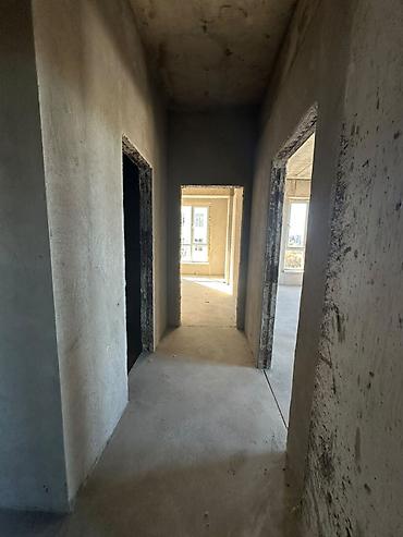 2 комнаты, 56 м², Кызыл Аскер 4 этаж, ПСО (под самоотделку)