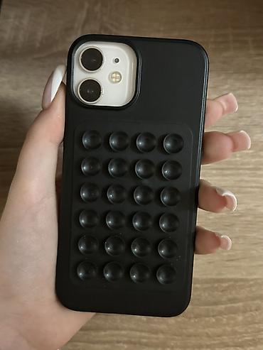 Apple iPhone: IPhone 12 mini, цвет белый. Акб 74% в идеальном состоянии 5 чехов и — 16