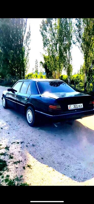 мерс ош: Mercedes-Benz W124: 1992 г., 2 л, Механика, Бензин, Седан