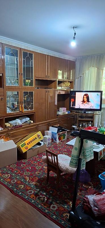 9 мкр квартиры: 3 комнаты, 58 м², 9 мкр 104 серия, 2 этаж, Косметический ремонт — 3