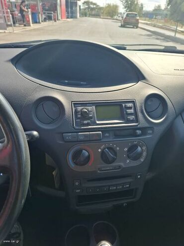 Toyota: Toyota Yaris: 1 l. | 2005 έ. Χάτσμπακ — 7