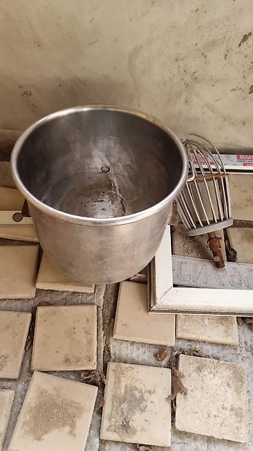 Digər biznes avadanlığı: Mikser islekdir, problemsiz.
3 fazadir.
Wp aktivdir — 2