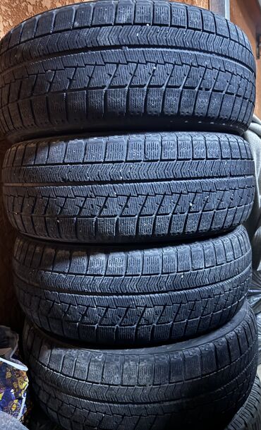 Шины: Шины 205 / 60 / R 16, Зима, Б/у, Комплект, Легковые, Япония, Bridgestone