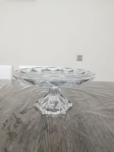 Meyvə qabları: Madonna.Şüşə/qədih materialından 2 ədəd ayaqlı meyvə və desert qabı — 4