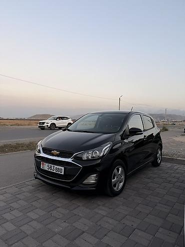 Chevrolet Spark: 2019 г., 1 л, Вариатор, Бензин, Хетчбек