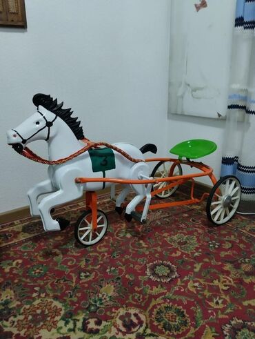 детская педальная машинка: Конь педальный детский