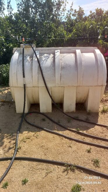 Baklar və çənlər: Bak, Plastik, 5000 l l, İşlənmiş