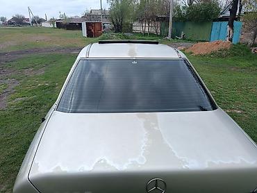 буфер 124: Mercedes-Benz W124: 1990 г., 2.3 л, Механика, Бензин, Седан — 5
