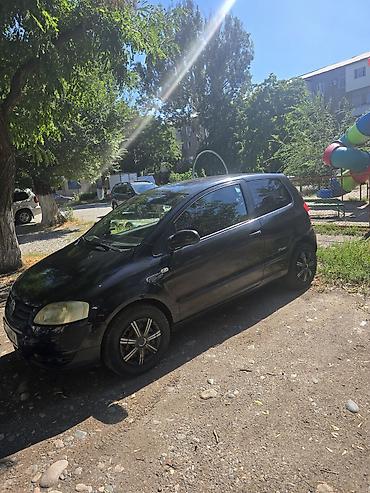 Унаа сатуу: Volkswagen Fox: 2008 г., 1.2 л, Кол менен иштөөчү, Бензин — 8