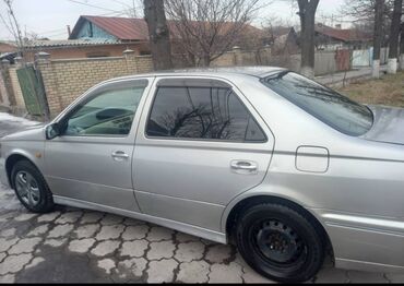 Toyota: Toyota Vista: 2 л, Автомат, Бензин, Седан