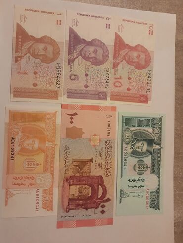 Əskinaslar: 1,2,3,4,5 manat arasi deyisir Kolleksiya üçün müxtəlif ölkələrə aid — 5