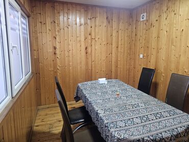 Masa və oturacaq dəstləri: Qonaq otağı üçün, Açılmayan, Dördbucaq masa, 6 stul — 3