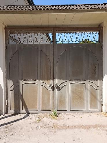 Həyət darvazaları: Dəmir darvaza və piyada qapısı dəsti. - Material: qalın metal/dəmir — 1