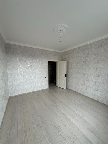 heyet yellencekleri: Баладжары 4 комнаты, 120 м², Нет кредита, Свежий ремонт