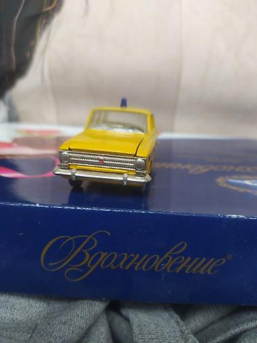 Модели автомобилей: Несколько моделей 1/43 — 2