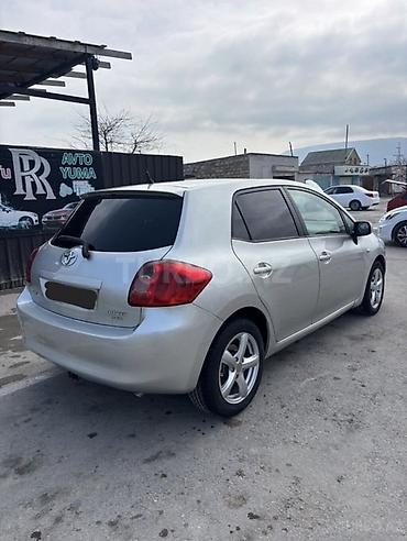 hyundai i30 oluxanası: Toyota Auris: 1.4 l | 2007 il Hetçbek — 2