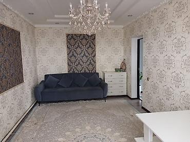 Продажа коттеджей и домов: Продаётся дом в самом центре городо Шопоков с участком 5.2 сотка,по — 11