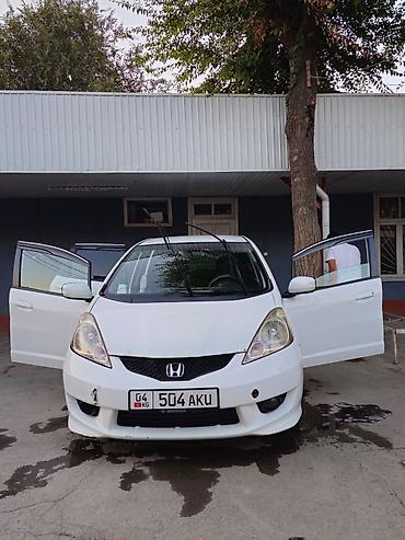фит 3: Honda Fit: 2010 г., 1.5 л, Автомат, Бензин, Хэтчбэк — 3