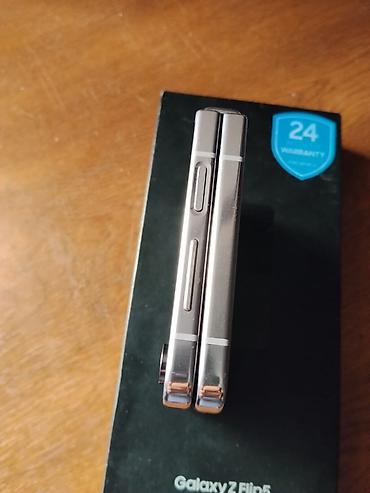 5: Samsung Galaxy Z Flip 5, 256 GB, rəng - Bənövşəyi, Zəmanət — 4