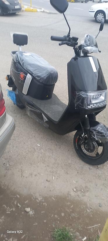 Mopedlər,skuterlər: Elektrik skuter - Şəhər daxili hərəkət üçün kompakt və səssiz — 7