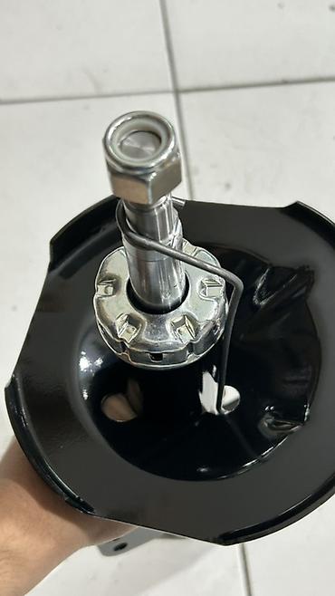 pirus: 333389 Toyota Prius 20 Ön Amortizator — Amortizator, amartizator — 5