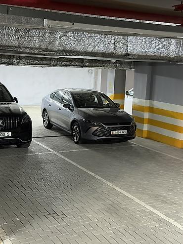 byd 2: BYD Qin: 2025 г., 1.5 л, Робот, Гибрид, Седан — 7