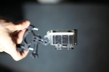 go pro 12: HD 1080p Aksiyon Kamerası + Suya davamlı qoruyucu korpus və montaj — 6