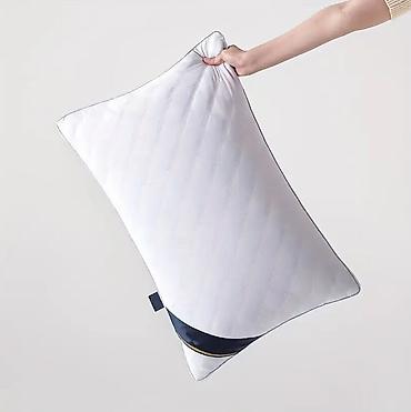 Подушки: Продаю 2 Подушки.Новые — 9