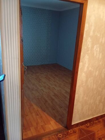 Uzunmüddətli kirayə mənzillər: Pasyolka Kirov 45 nömrəli marşrutun son dayanacağı 2/3 otaqlı 5/9 — 6