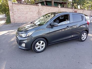 сут машине: Chevrolet Spark: 2019 г., 1 л, Автомат, Бензин, Хетчбек — 6