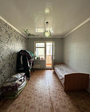 6 микрорайон: 3 комнаты, 60 м², 105 серия, 2 этаж, Косметический ремонт — 2