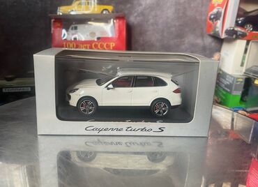 qurtqa modelleri: Porsche, 2012 il, 1:43, Dəmir, Ödənişli çatdırılma