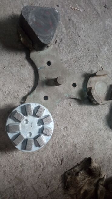 Вибраторы для бетона: Продаю рейки для вибрареек есть 2м. и 3м. толщина 7мм at lalafo.kg — 4 Вибраторы для бетона: Продаю рейки для вибрареек есть 2м. и 3м. толщина 7мм — 4