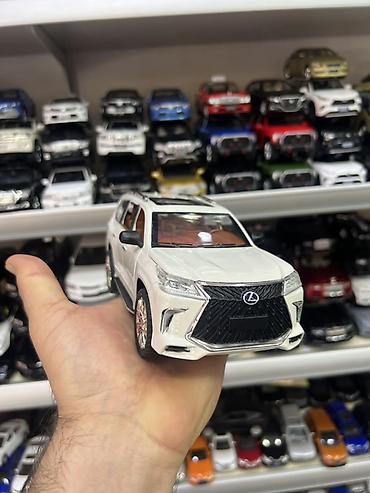 pulla: Lexus LX miqyasında metal model maşın - Modellər: Lexus LX seriyası — 3