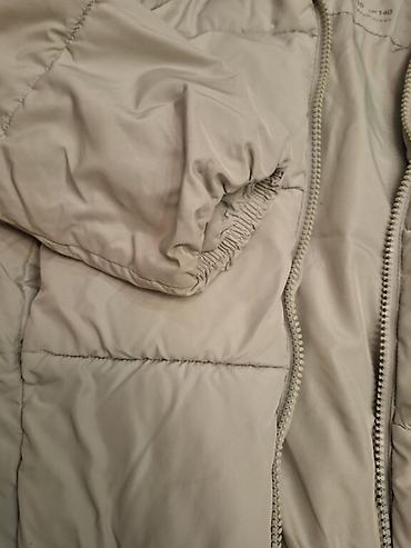 Верхняя одежда: Куртка плащ на девочку пуховик, на 8, 9 лет состояние отличное цвет — 10