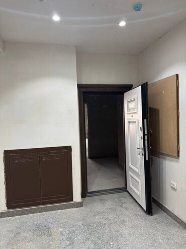 снять квартиру без риэлтора: 2 комнаты, 79 м², Элитка, 8 этаж, ПСО (под самоотделку)