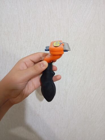 Qəfəslər: FURminator it döküntüsü üçün peşəkar daraq - Brend: FURminator - Növ