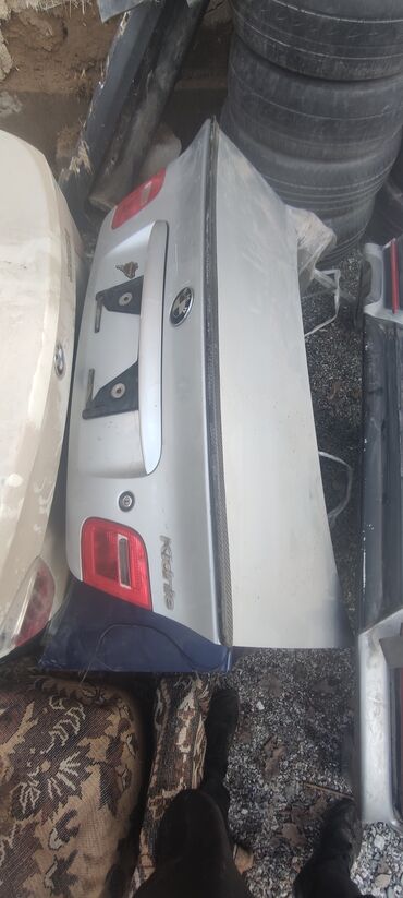 багажник универсал: Багажник капкагы BMW 2003 г., Колдонулган, түсү - Күмүш,Оригинал