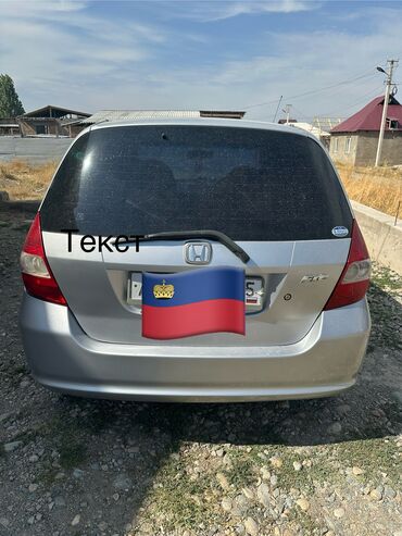 ремонт фит: Honda Fit: 2003 г., 1.3 л, Автомат, Бензин, Седан