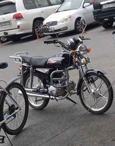 3 tekerlekli moped: Təzə motodur probeq 3.000 ideal motodu