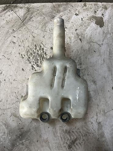 Бачок Honda 2000 г., Б/у, Оригинал, Япония at lalafo.kg Бачок Honda 2000 г., Б/у, Оригинал, Япония