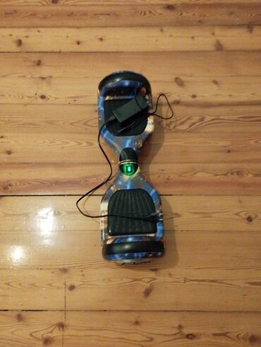 гироскутер в баку: 3 ay işlənmiş hoverboard işlək vəzyətdə problemsiz