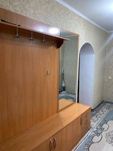 настенный шкаф для ванной комнаты: Шкаф-прихожая, Б/у, С зеркалом, ЛДСП