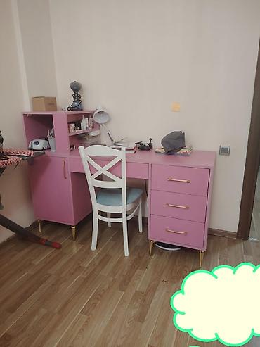 Yeni, Açılmayan, Künc masa lalafo.az -da Yeni, Açılmayan, Künc masa