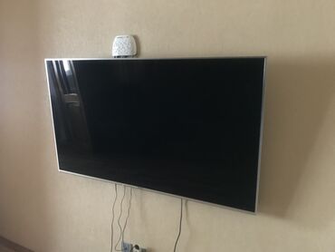 Televizorlar: Panasonic Smart TV – iri diaqonallı, nazik çərçivəli divara montaj — 4